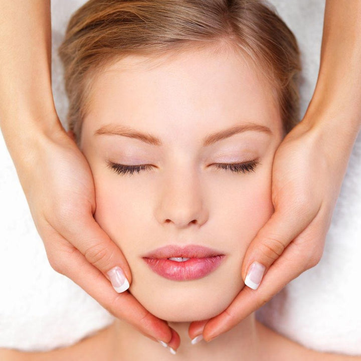 FACIAL & RADIOFREQUENCY/ $25 DEPÓSITO